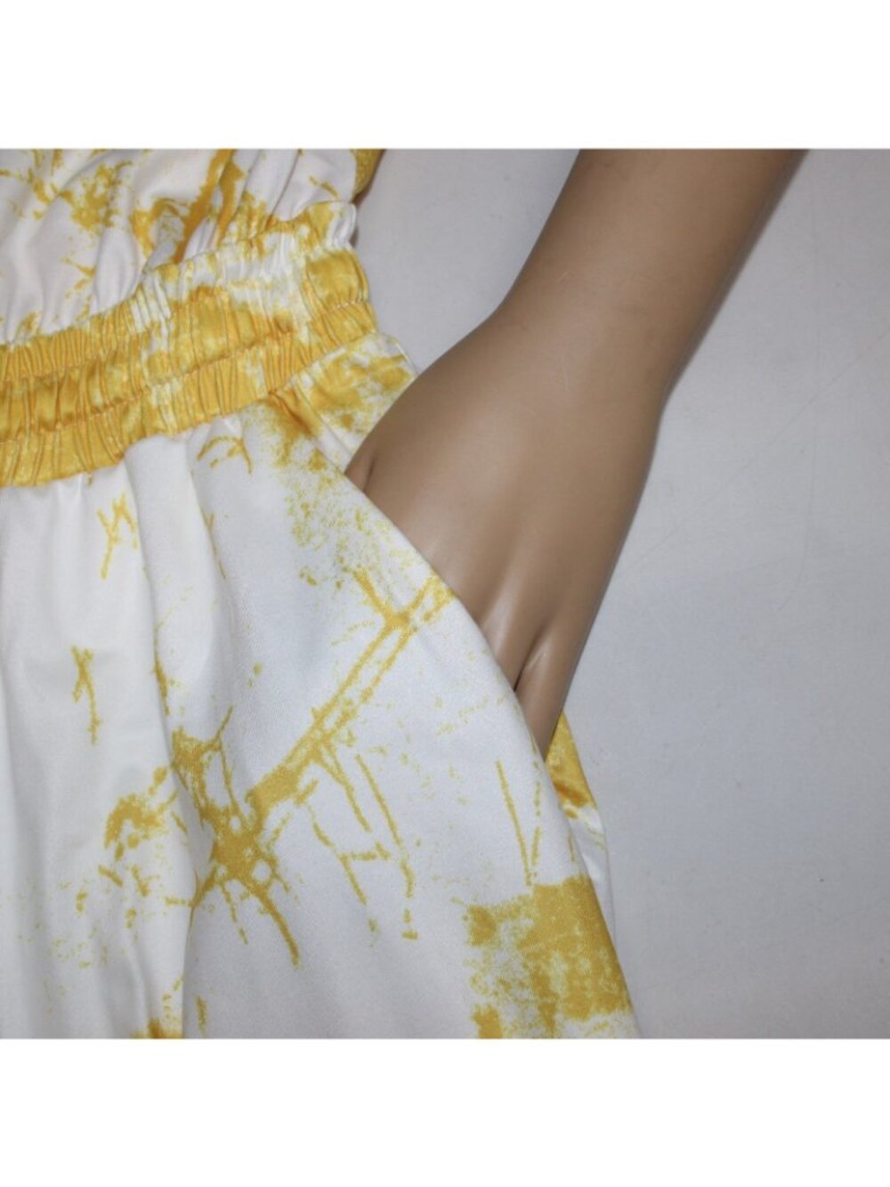 Dress Day Jumpsuit $43 Sz M Yellow White Short Sleeve Poly Jumpsuit - Picture 14 of 14